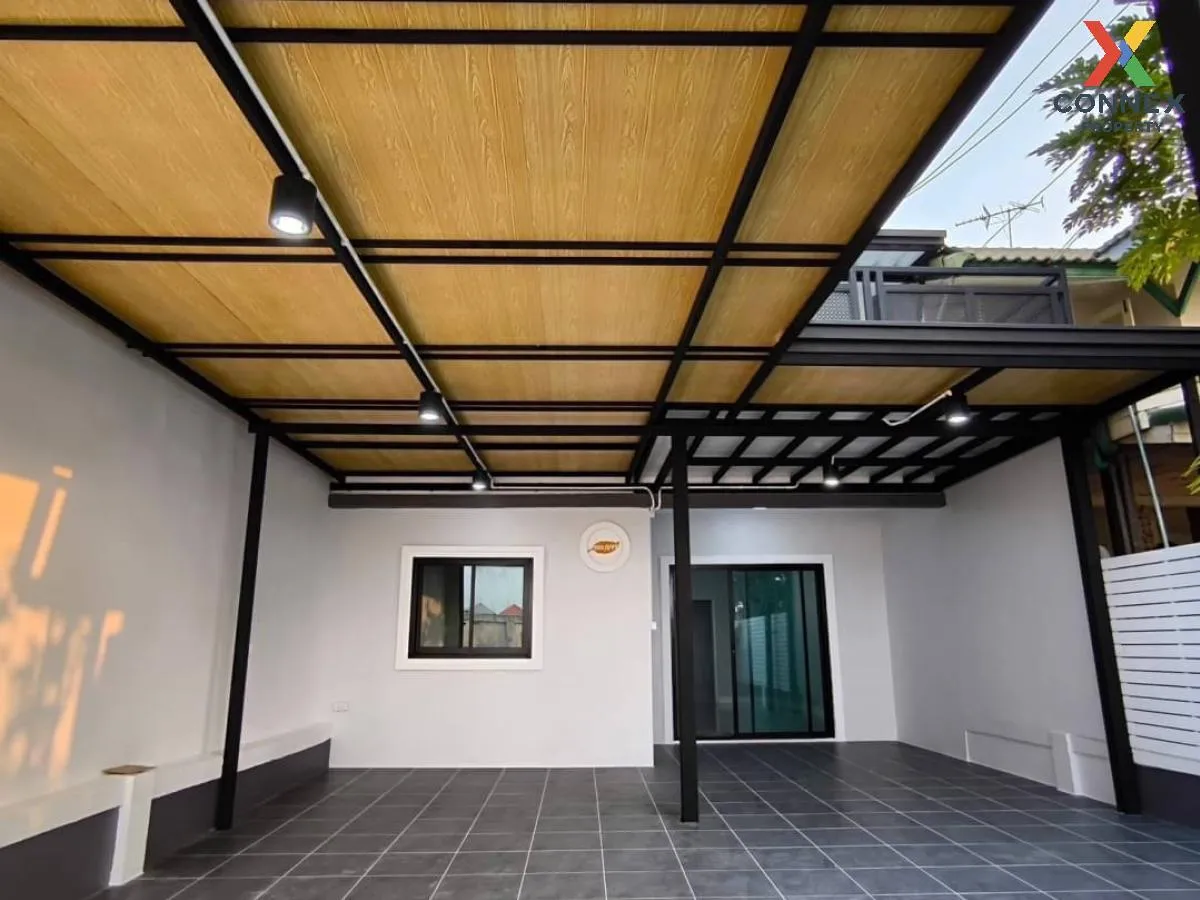 For Sale Townhouse/Townhome  , Baan Pruksa 3 Soi Watlatpladuk , nice view , wide frontage , newly renovated , Bang Khu Rat , Bang Bua Thong , Nonthaburi , CX-98965 2