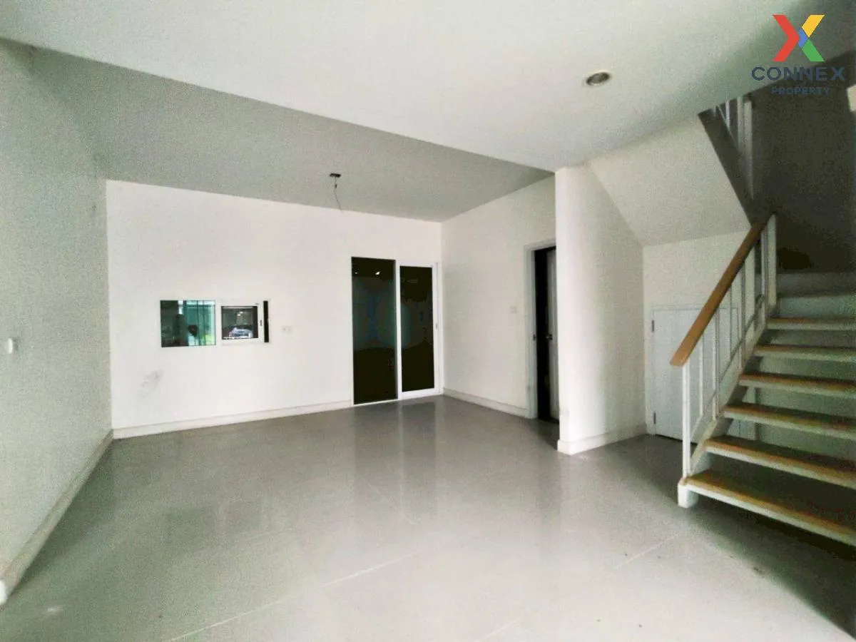 For Sale House , The Village Kanjanapisek – Ratchapruek , Sai Noi 4