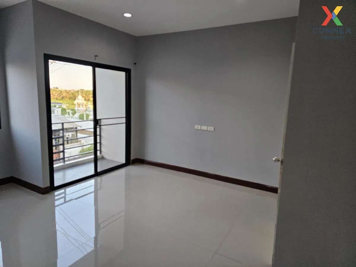 For Sale Townhouse/Townhome  , Banmonthon 6 , newly renovated , Talat Krathum Baen , Krathum Baen , Nakhon Pathom , CX-99710