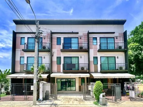 For Sale Townhouse/Townhome  , BAAN KLANG MUANG NAWAMIN 42 , Khlong Kum , Bung Kum , Bangkok , CX-99865