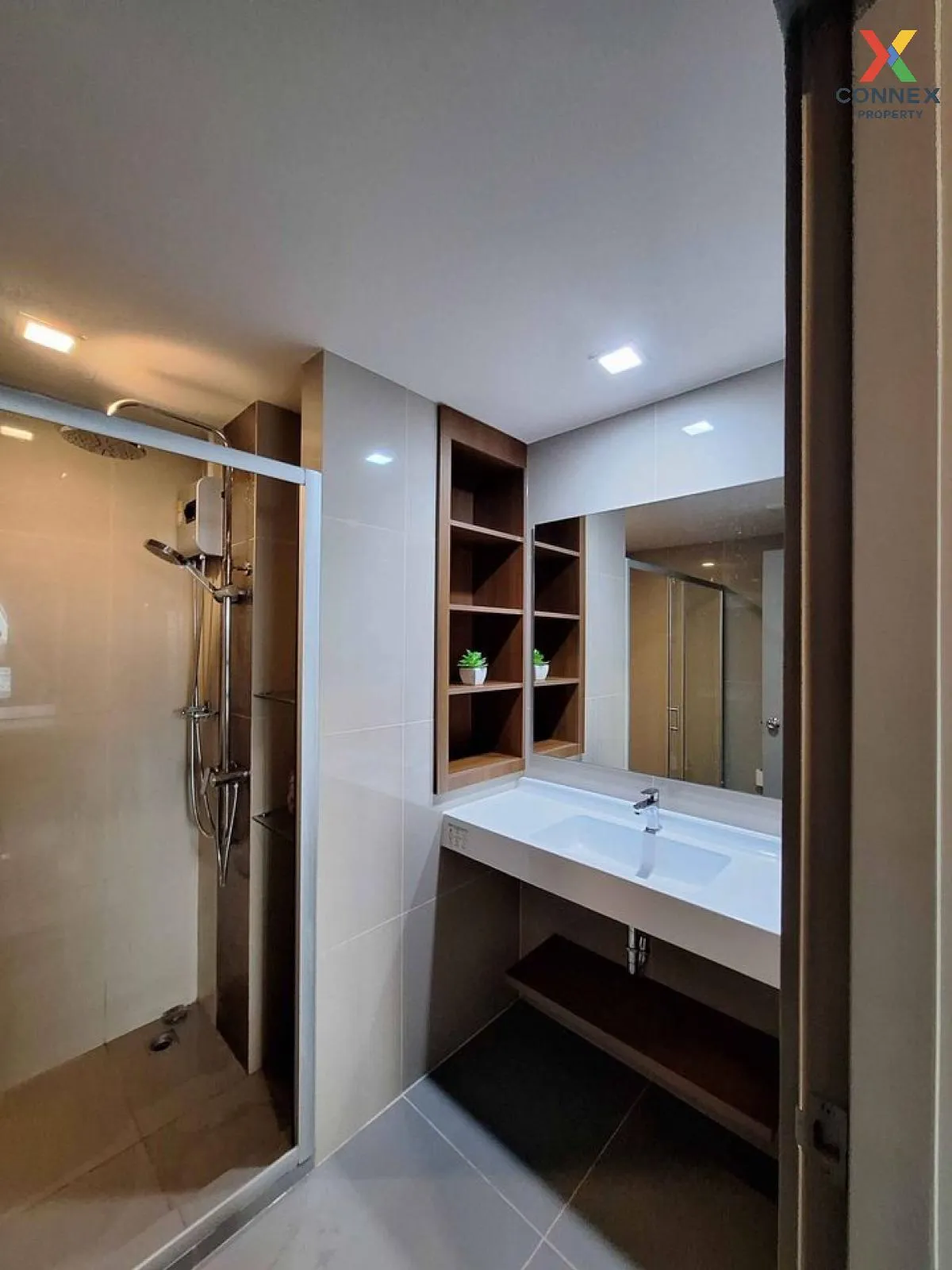 For Sale Condo , Ideo Phahol Jatujak , BTS-Saphan Khwai , Sam Saen Nok , Phaya Thai , Bangkok , CX-99890