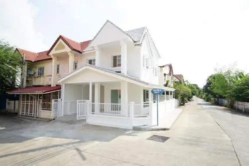 For Sale Townhouse/Townhome  , Lapawan 12 , corner unit , newly renovated , Bang Bua Thong , Bang Bua Thong , Nonthaburi , CX-99932