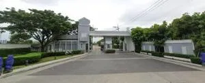เดอะ วิลเลจ บางนา - วงแหวนฯ 4