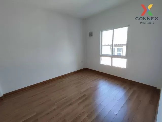 FOR SALE detached house , Kris Kunchorn Ban Kluai-Sai Noi  , wide