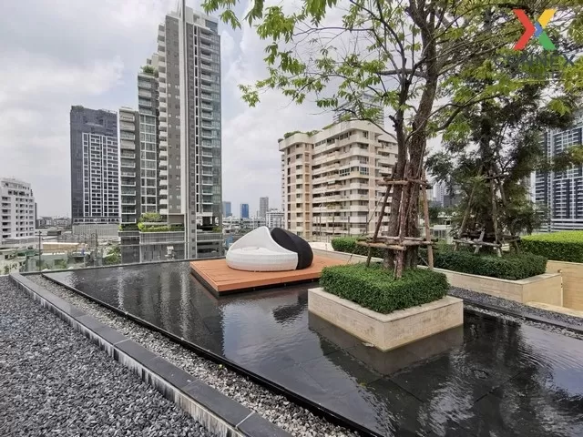 FOR RENT condo , LIV@49 , high floor , BTS-Thong Lo , Khlong Tan 