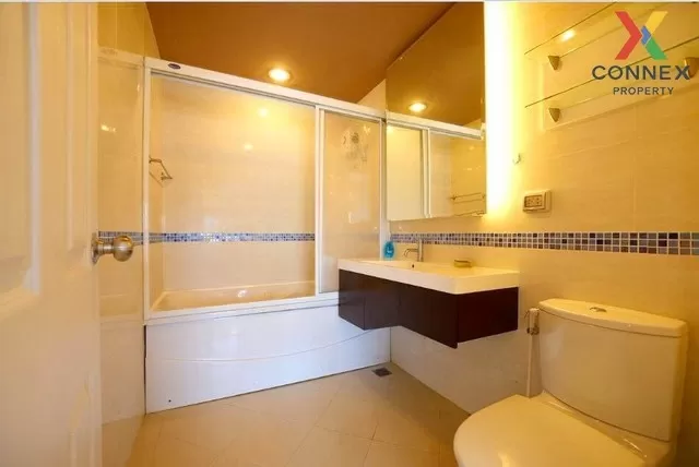 FOR RENT condo , Life @ Sukhumvit 65 , nice view , BTS-Ekkamai , 