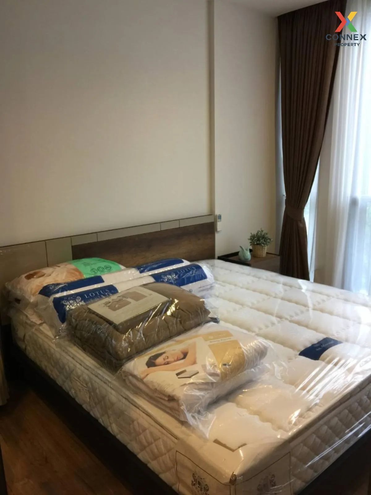 FOR RENT condo , Hasu Haus Sukhumvit 77 , high floor , BTS-Phra K