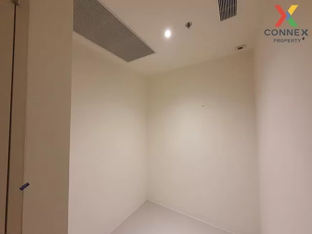 FOR RENT condo , The Strand Thonglor , high floor , BTS-Thong Lo 