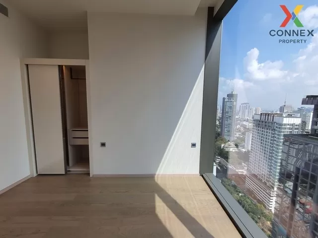 FOR RENT condo , The Strand Thonglor , high floor , BTS-Thong Lo 