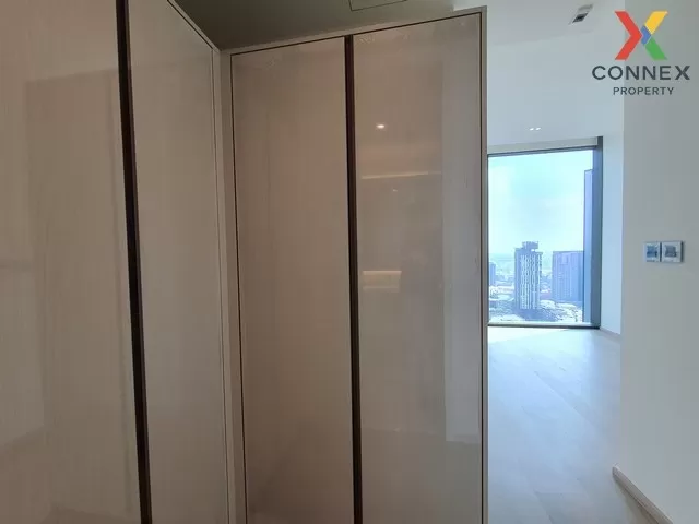 FOR RENT condo , The Strand Thonglor , high floor , BTS-Thong Lo 