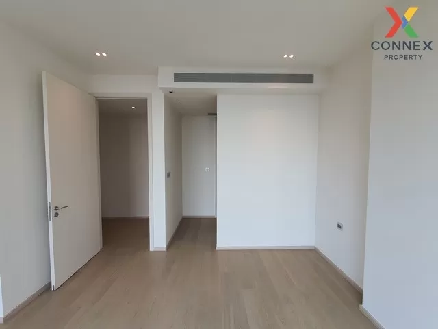 FOR RENT condo , The Strand Thonglor , high floor , BTS-Thong Lo  3