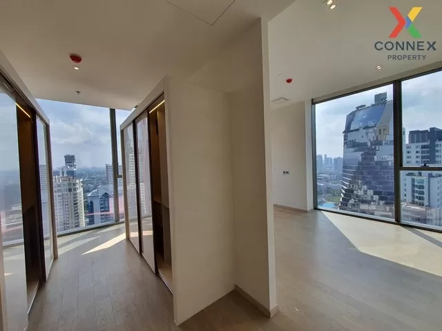 FOR RENT condo , The Strand Thonglor , high floor , BTS-Thong Lo 