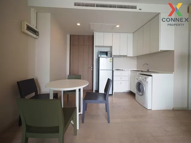 FOR RENT condo , Noble Solo , high floor , BTS-Thong Lo , Khlong  FOR RENT condo , Noble Solo , high floor , BTS-Thong Lo , Khlong  4