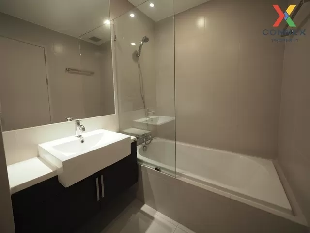 FOR RENT condo , Noble Solo , high floor , BTS-Thong Lo , Khlong  FOR RENT condo , Noble Solo , high floor , BTS-Thong Lo , Khlong