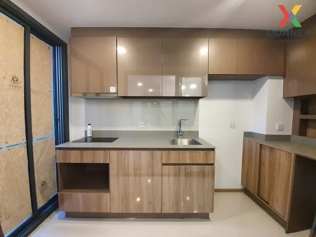 FOR RENT condo , Taka Haus , high floor , BTS-Ekkamai , Khlong Ta