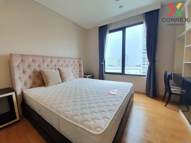 FOR RENT condo , Villa Asoke , high floor , MRT-Phetchaburi , Mak