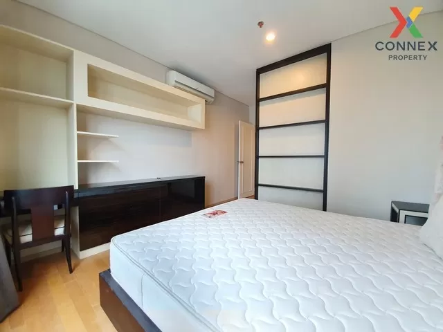 FOR RENT condo , Villa Asoke , high floor , MRT-Phetchaburi , Mak