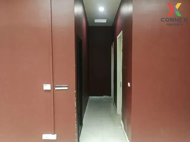 Commercial building, Circle Condominium, Phetchaburi, Ratchathewi Commercial building, Circle Condominium, Phetchaburi, Ratchathewi