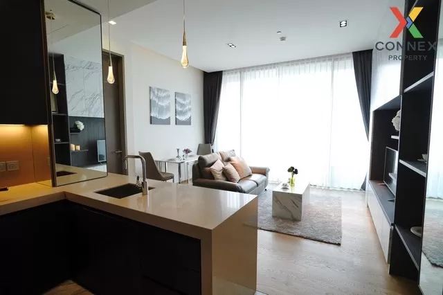 FOR RENT condo , Saladaeng One , high floor , BTS-Sala Daeng , Si 3