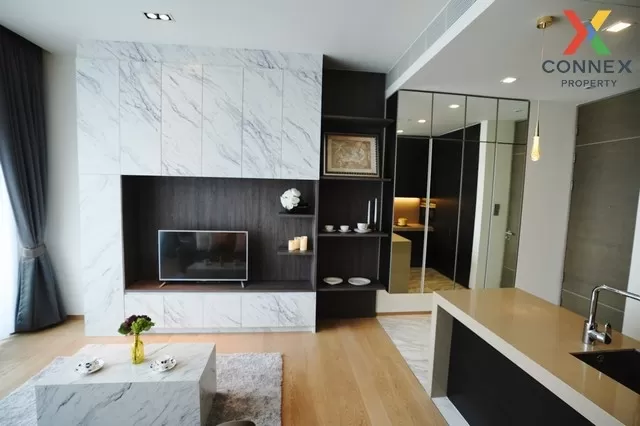 FOR RENT condo , Saladaeng One , high floor , BTS-Sala Daeng , Si 4