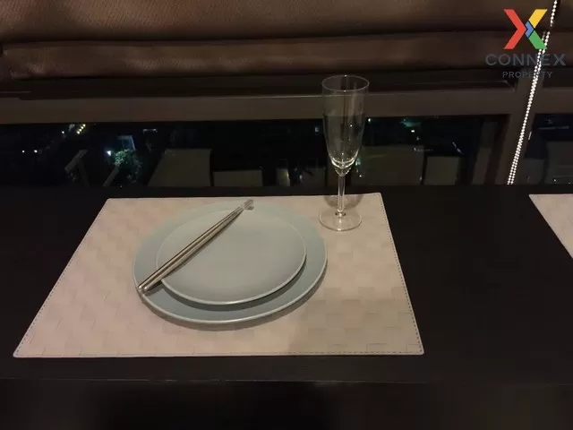 FOR RENT condo , RHYTHM Sukhumvit 44/1 , high floor , BTS-Phra Kh FOR RENT condo , RHYTHM Sukhumvit 44/1 , high floor , BTS-Phra Kh