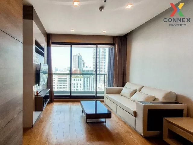 FOR RENT condo , The Address Sathorn , high floor , BTS-Saint Lou 1