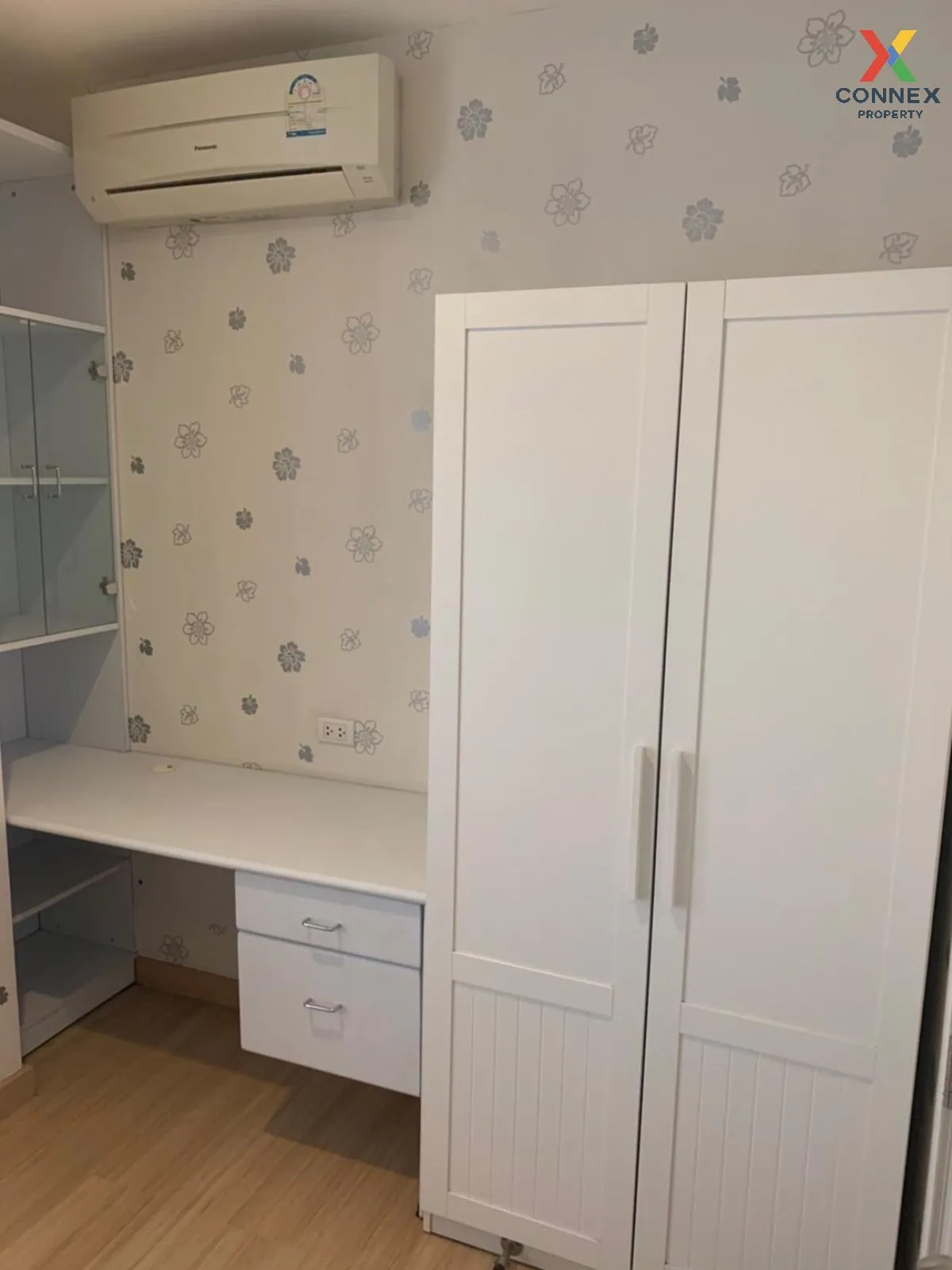 เช่าคอนโด ไลฟ์ แอท สาทร 10 ห้องมุม BTS-ช่องนนทรี สีลม เขต บางรัก 