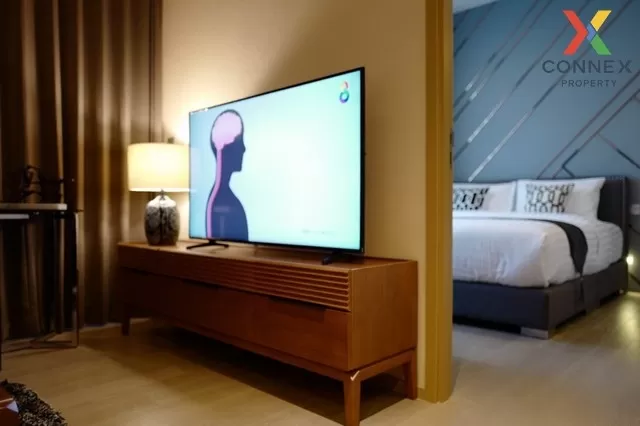 FOR RENT condo , The Esse Asoke , high floor , BTS-Asok , Khlong 