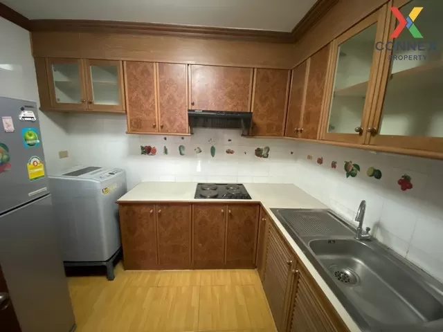 FOR SALE condo , Supalai Place Sukhumvit 39 , high floor , BTS-Ph