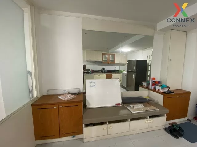 FOR SALE condo , Supalai Place Sukhumvit 39 , high floor , BTS-Ph