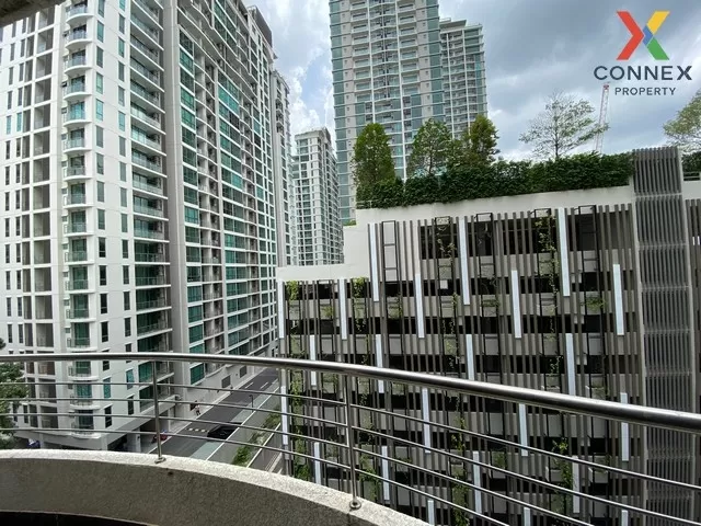 FOR SALE condo , Supalai Place Sukhumvit 39 , high floor , BTS-Ph