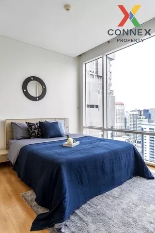 FOR RENT condo , Fullerton Sukhumvit , high floor , BTS-Ekkamai ,