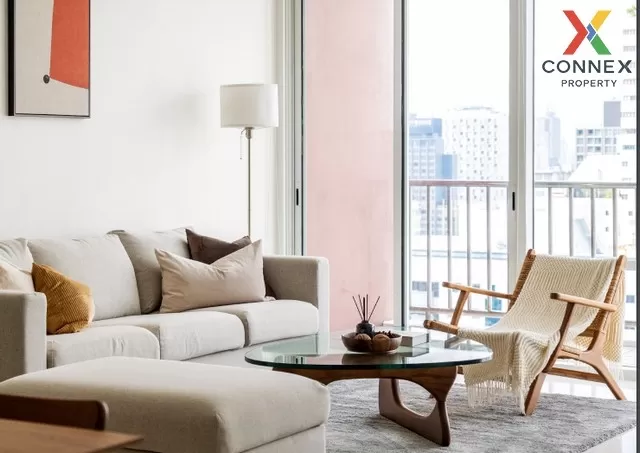 FOR RENT condo , Fullerton Sukhumvit , high floor , BTS-Ekkamai , 3