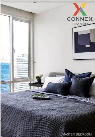 FOR RENT condo , Fullerton Sukhumvit , high floor , BTS-Ekkamai ,