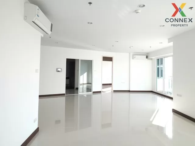 FOR RENT condo , Supalai Prima Riva , corner unit , BTS-Chong Non 1