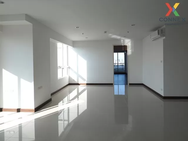 FOR RENT condo , Supalai Prima Riva , corner unit , BTS-Chong Non 2