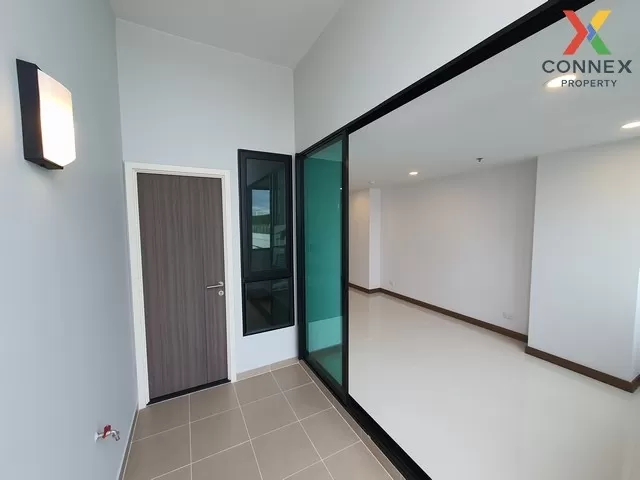 FOR RENT condo , Supalai Premier Charoen Nakhon , corner unit , B