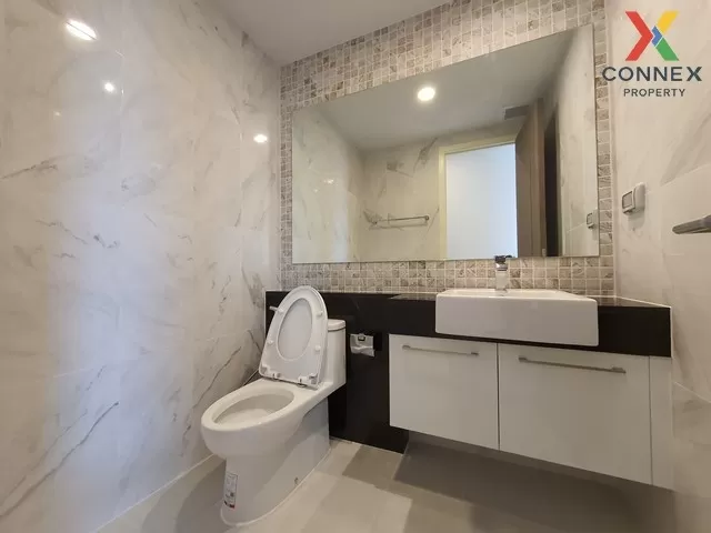 FOR RENT condo , Supalai Premier Charoen Nakhon , corner unit , B