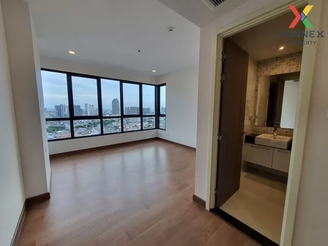 FOR RENT condo , Supalai Premier Charoen Nakhon , corner unit , B