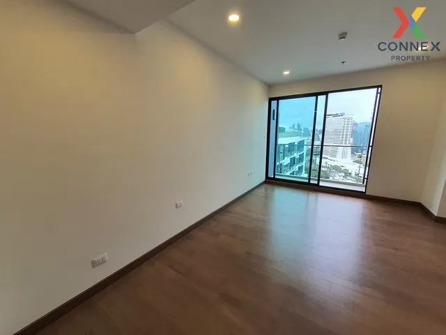 FOR RENT condo , Supalai Premier Charoen Nakhon , corner unit , B