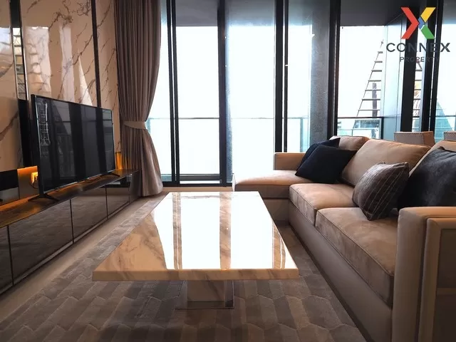 FOR RENT condo , Noble Ploenchit , corner unit , BTS-Phloen Chit  FOR RENT condo , Noble Ploenchit , corner unit , BTS-Phloen Chit