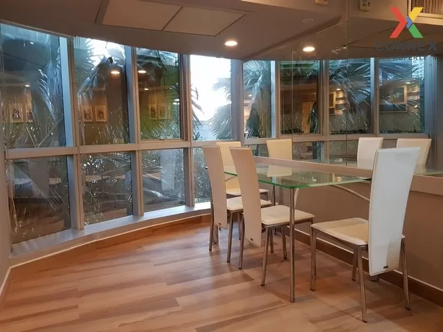 FOR RENT condo , The Trendy , corner unit , BTS-Nana , Khlong Toe