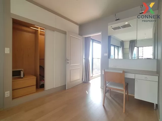 FOR RENT condo , Noble Refine Sukhumvit 26 , corner unit , BTS-Ph FOR RENT condo , Noble Refine Sukhumvit 26 , corner unit , BTS-Ph