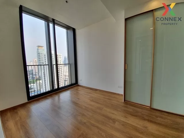 FOR RENT condo , Noble BE 33 , corner unit , BTS-Phrom Phong , Kh
