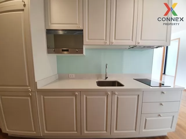 FOR RENT condo , Noble BE 33 , corner unit , BTS-Phrom Phong , Kh