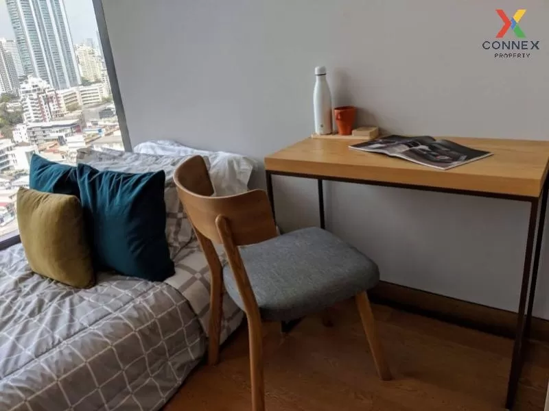 FOR RENT condo , The Lumpini 24 , corner unit , BTS-Phrom Phong ,