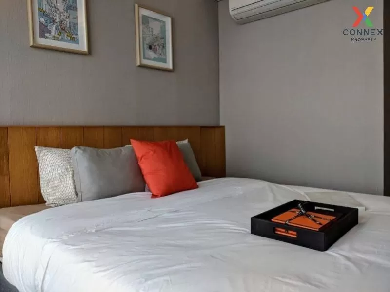 FOR RENT condo , The Lumpini 24 , corner unit , BTS-Phrom Phong ,