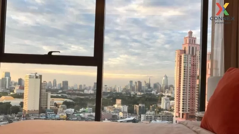 FOR RENT condo , The Lumpini 24 , corner unit , BTS-Phrom Phong ,