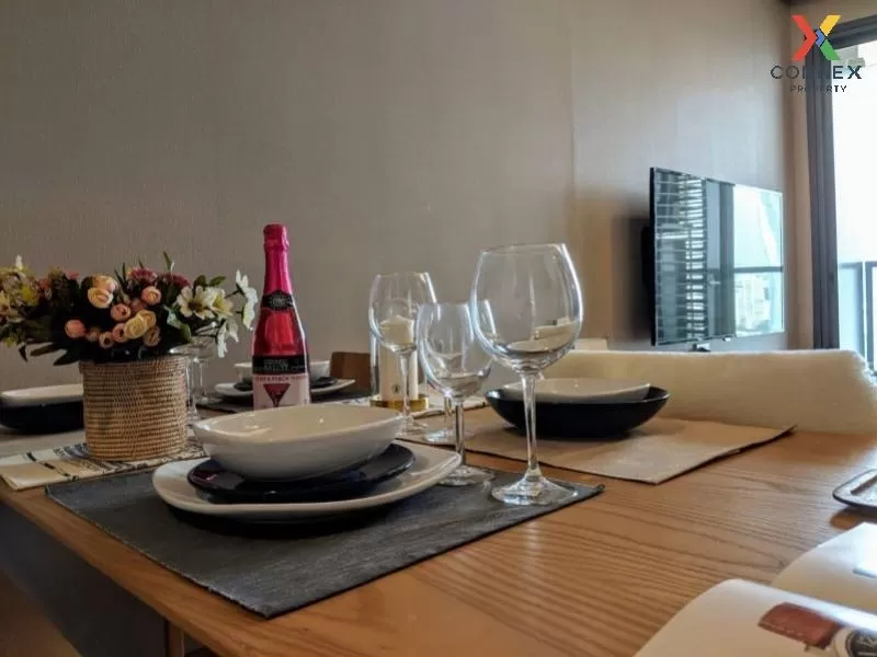 FOR RENT condo , The Lumpini 24 , corner unit , BTS-Phrom Phong ,