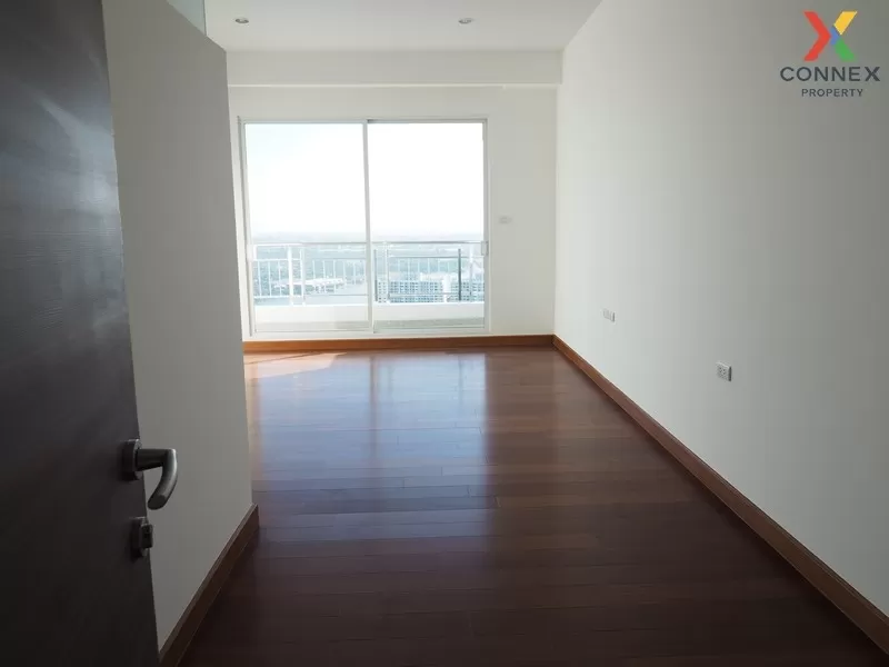 FOR SALE condo , Supalai Prima Riva , high floor , BTS-Chong Nons